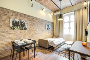 d.Five Jewish Quarter Loft